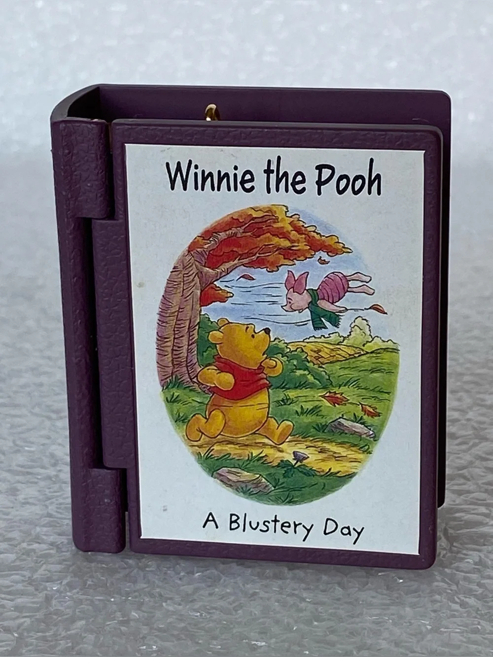 Vintage 2000 Hallmark Keepsake Ornament Winnie The Pooh 